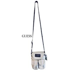 🖤Guess Black & White Mini HandBag LIKE NEW🖤
